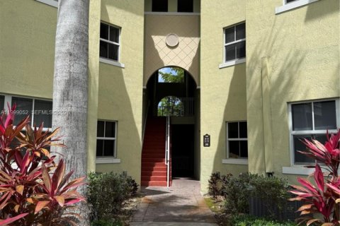 Condo in Miami, Florida, 3 bedrooms  № 2067620