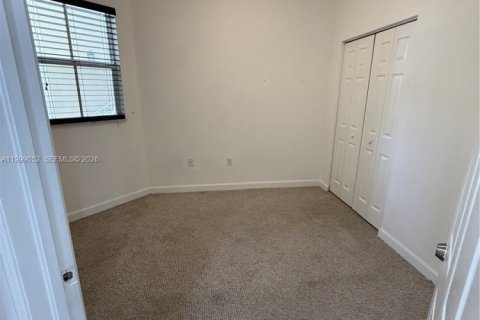 Condo in Miami, Florida, 3 bedrooms  № 2067620 - photo 7