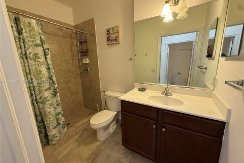 Condo in Miami, Florida, 3 bedrooms  № 2067620 - photo 9