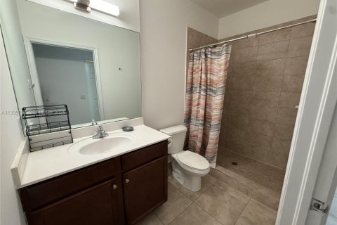 Condo in Miami, Florida, 3 bedrooms  № 2067620 - photo 12