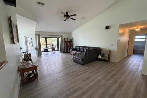 Casa en venta en Crystal River, Florida, 3 dormitorios, 239.32 m2 № 2387666 - foto 23