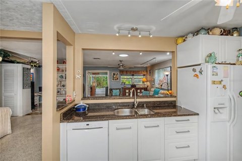 Villa ou maison à vendre à Punta Gorda, Floride: 3 chambres, 130.62 m2 № 2239657 - photo 19
