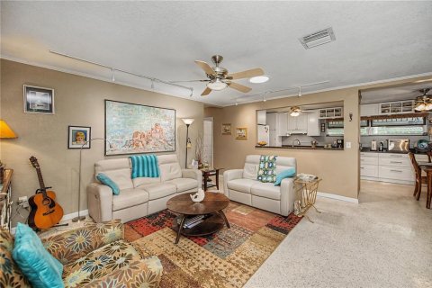 Villa ou maison à vendre à Punta Gorda, Floride: 3 chambres, 130.62 m2 № 2239657 - photo 3