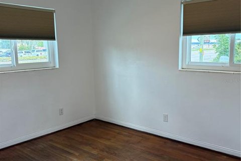 Commercial property in Pinellas Park, Florida 75.44 sq.m. № 2364907 - photo 10