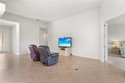 House in Venice, Florida 3 bedrooms, 185.8 sq.m. № 1364682 - photo 12