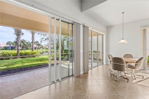 House in Venice, Florida 3 bedrooms, 185.8 sq.m. № 1364682 - photo 14
