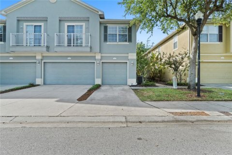 Townhouse in Riverview, Florida 2 bedrooms, 120.59 sq.m. № 1825322 - photo 4