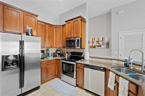 Townhouse in Riverview, Florida 2 bedrooms, 120.59 sq.m. № 1825322 - photo 8