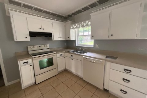 Купить виллу или дом в Окала, Флорида 5 комнат, 114.27м2, № 1650958 - фото 10