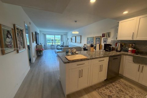 Copropriété à vendre à Pompano Beach, Floride: 1 chambre, 79.15 m2 № 1986324 - photo 7