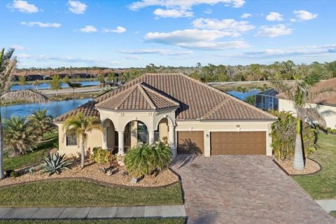 House in Venice, Florida 4 bedrooms, 236.71 sq.m. № 1716439 - photo 3