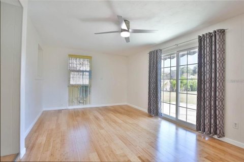 Casa en alquiler en Sarasota, Florida, 3 dormitorios, 128.39 m2 № 1837172 - foto 12