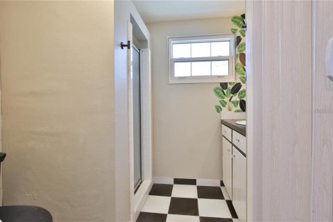 Casa en alquiler en Sarasota, Florida, 3 dormitorios, 128.39 m2 № 1837172 - foto 16