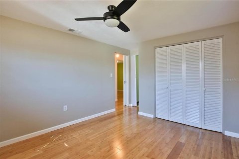 Casa en alquiler en Sarasota, Florida, 3 dormitorios, 128.39 m2 № 1837172 - foto 14