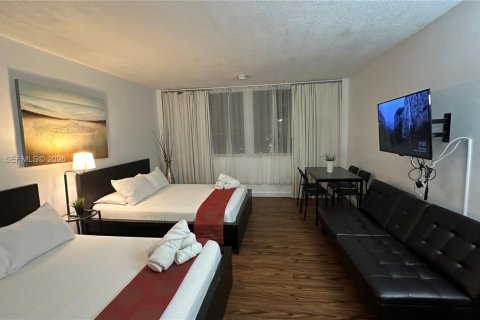 Propiedad comercial en alquiler en Sunny Isles Beach, Florida, 33.44 m2 № 2041350 - foto 6