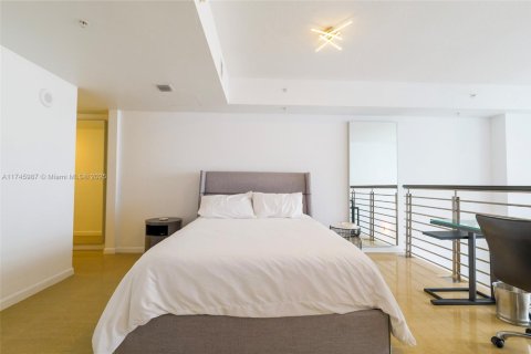 Apartamento en alquiler en Miami, Florida, 1 dormitorio, 91.14 m2 № 1993172 - foto 16