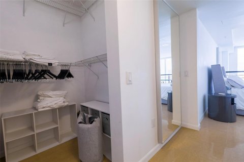 Apartamento en alquiler en Miami, Florida, 1 dormitorio, 91.14 m2 № 1993172 - foto 21