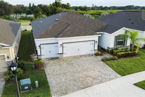 House in Lutz, Florida 4 bedrooms, 235.6 sq.m. № 2306658 - photo 6