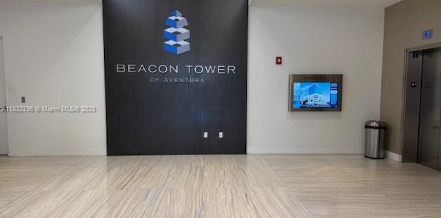 Immobilier commercial à Aventura, Floride № 1983274