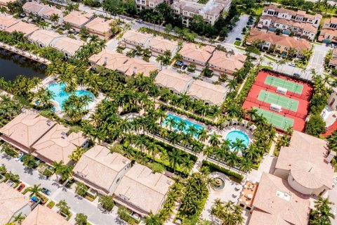 Купить кондоминиум в Санрайз, Флорида 2 спальни, 121.61м2, № 2001460 - фото 29