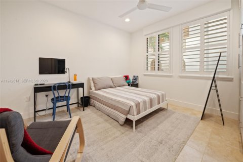 Купить кондоминиум в Санрайз, Флорида 2 спальни, 121.61м2, № 2001460 - фото 14