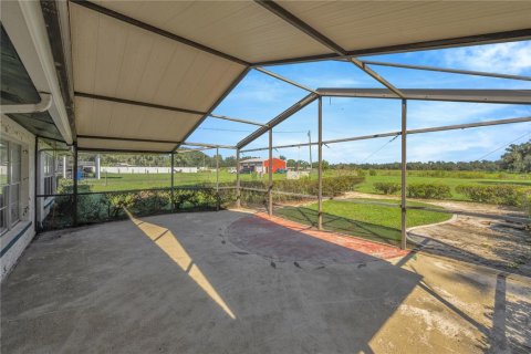 Villa ou maison à vendre à Dover, Floride: 3 chambres, 217.58 m2 № 2417004 - photo 18