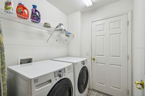 Casa en venta en Kissimmee, Florida, 2 dormitorios, 128.95 m2 № 1724763 - foto 22
