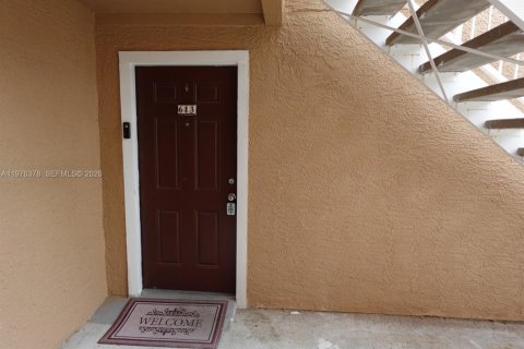 Condo in Miami, Florida, 1 bedroom  № 2040621 - photo 3