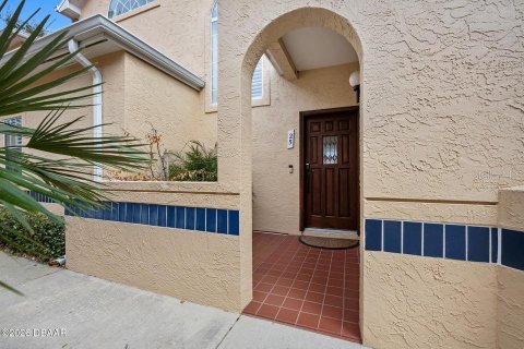 Touwnhouse à vendre à Palm Coast, Floride: 3 chambres, 174.19 m2 № 2117893 - photo 5