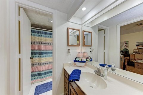 Villa ou maison à vendre à Bradenton, Floride: 3 chambres, 202.25 m2 № 2158029 - photo 27