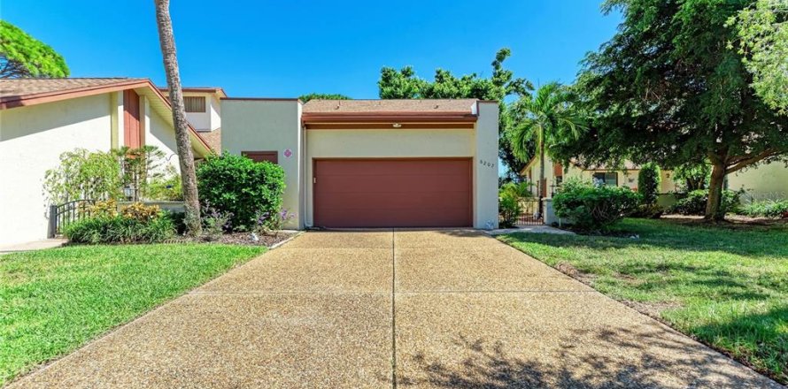 Villa ou maison à Bradenton, Floride 3 chambres, 202.25 m2 № 2158029