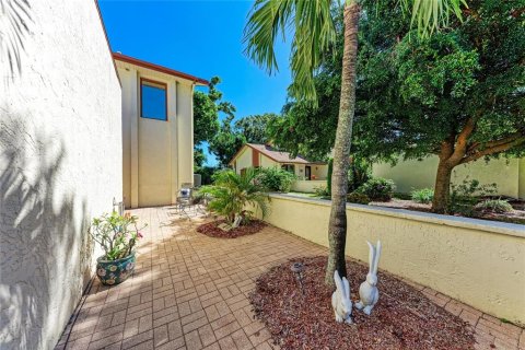 Villa ou maison à vendre à Bradenton, Floride: 3 chambres, 202.25 m2 № 2158029 - photo 4