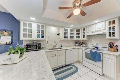 Villa ou maison à vendre à Bradenton, Floride: 3 chambres, 202.25 m2 № 2158029 - photo 17