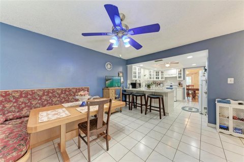 Villa ou maison à vendre à Bradenton, Floride: 3 chambres, 202.25 m2 № 2158029 - photo 21