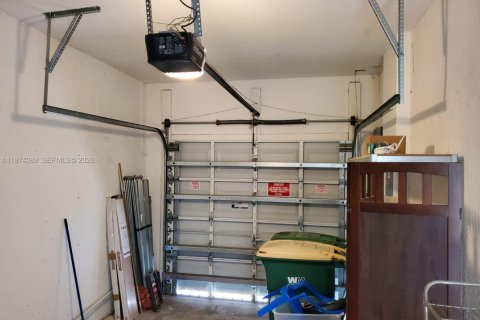 Adosado en venta en Tamarac, Florida, 3 dormitorios, 132.66 m2 № 2035900 - foto 11