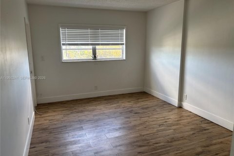 Copropriété à louer à Hollywood, Floride: 1 chambre, 83.43 m2 № 2028755 - photo 21