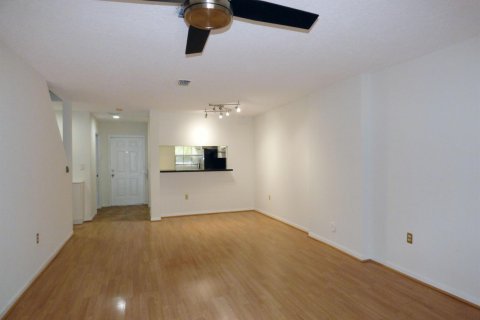 Townhouse in Fort Lauderdale, Florida 2 bedrooms, 106.74 sq.m. № 2173045 - photo 10