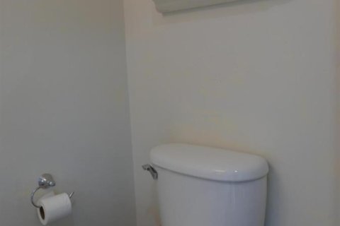 Townhouse in Fort Lauderdale, Florida 2 bedrooms, 106.74 sq.m. № 2173045 - photo 15