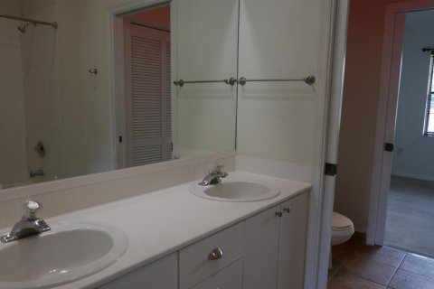 Townhouse in Fort Lauderdale, Florida 2 bedrooms, 106.74 sq.m. № 2173045 - photo 21