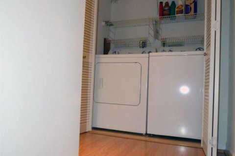Townhouse in Fort Lauderdale, Florida 2 bedrooms, 106.74 sq.m. № 2173045 - photo 19