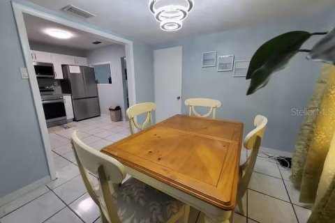 Casa en venta en Saint Petersburg, Florida, 4 dormitorios, 128.02 m2 № 2123022 - foto 13