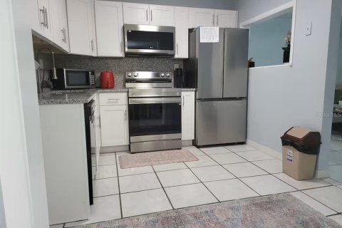 Casa en venta en Saint Petersburg, Florida, 4 dormitorios, 128.02 m2 № 2123022 - foto 15