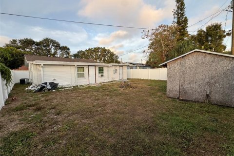 Casa en venta en Saint Petersburg, Florida, 4 dormitorios, 128.02 m2 № 2123022 - foto 26