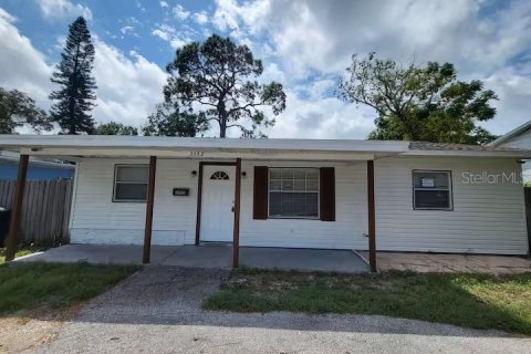 Casa en Saint Petersburg, Florida 4 dormitorios, 128.02 m2 № 2123022