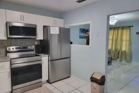 Casa en venta en Saint Petersburg, Florida, 4 dormitorios, 128.02 m2 № 2123022 - foto 17