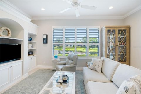 House in Sarasota, Florida 3 bedrooms, 191.38 sq.m. № 1736638 - photo 15