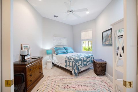 House in Sarasota, Florida 3 bedrooms, 191.38 sq.m. № 1736638 - photo 18