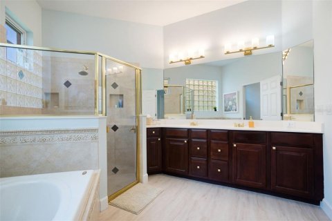 House in Sarasota, Florida 3 bedrooms, 191.38 sq.m. № 1736638 - photo 28