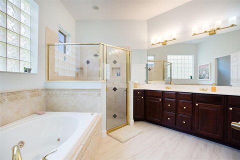 House in Sarasota, Florida 3 bedrooms, 191.38 sq.m. № 1736638 - photo 27