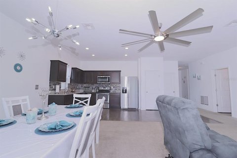 House in Groveland, Florida 3 bedrooms, 146.41 sq.m. № 2110932 - photo 8